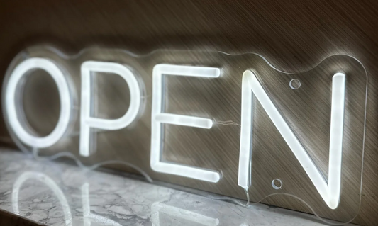 NEON LED IŠKABA "OPEN"