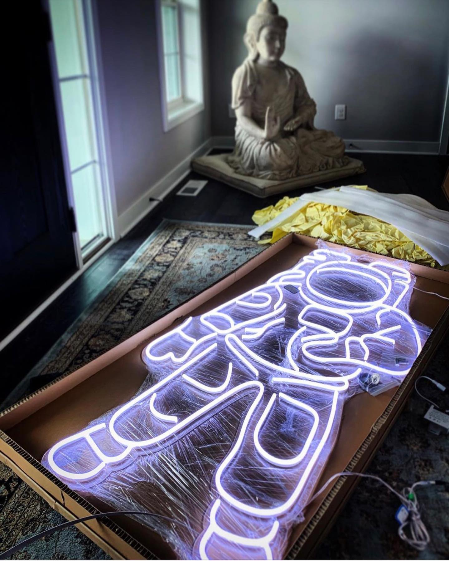 Neon LED ženklas "astronautas"