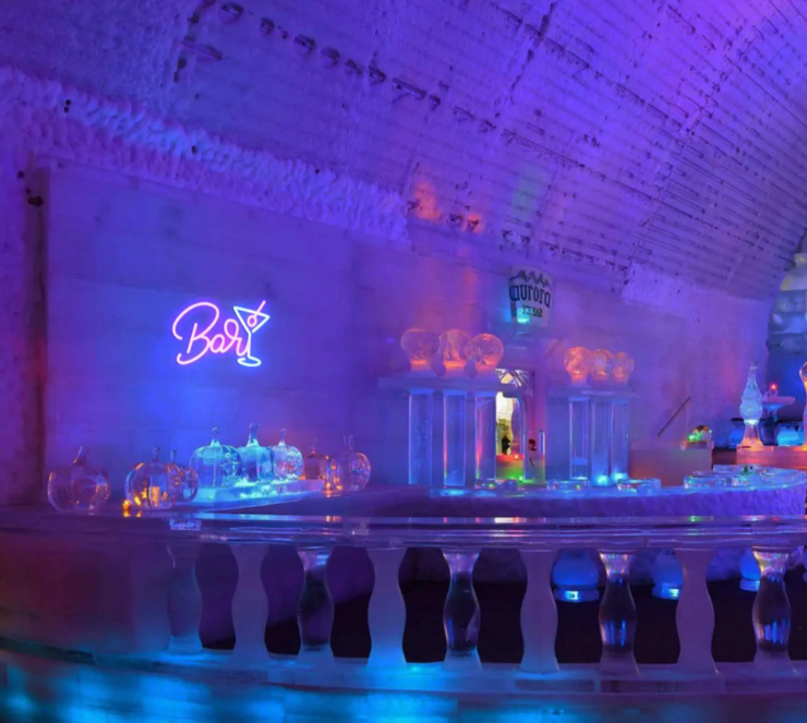 LED neon ženklas "BAR"